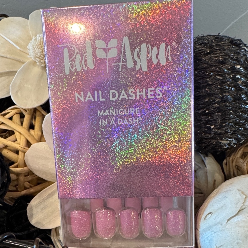 Red Aspen Pink Glitter Nail Dashes in “Princess Pollyanna”